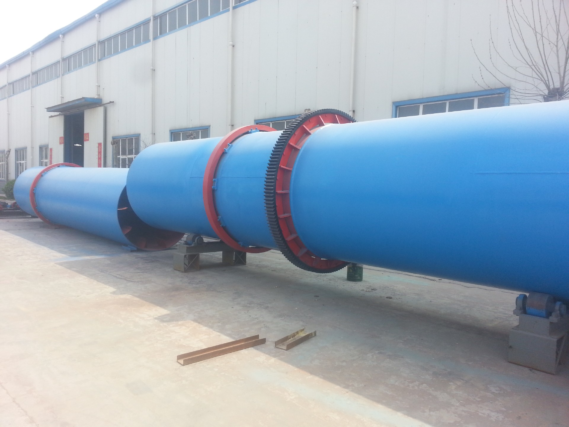 Chicken manure dryer