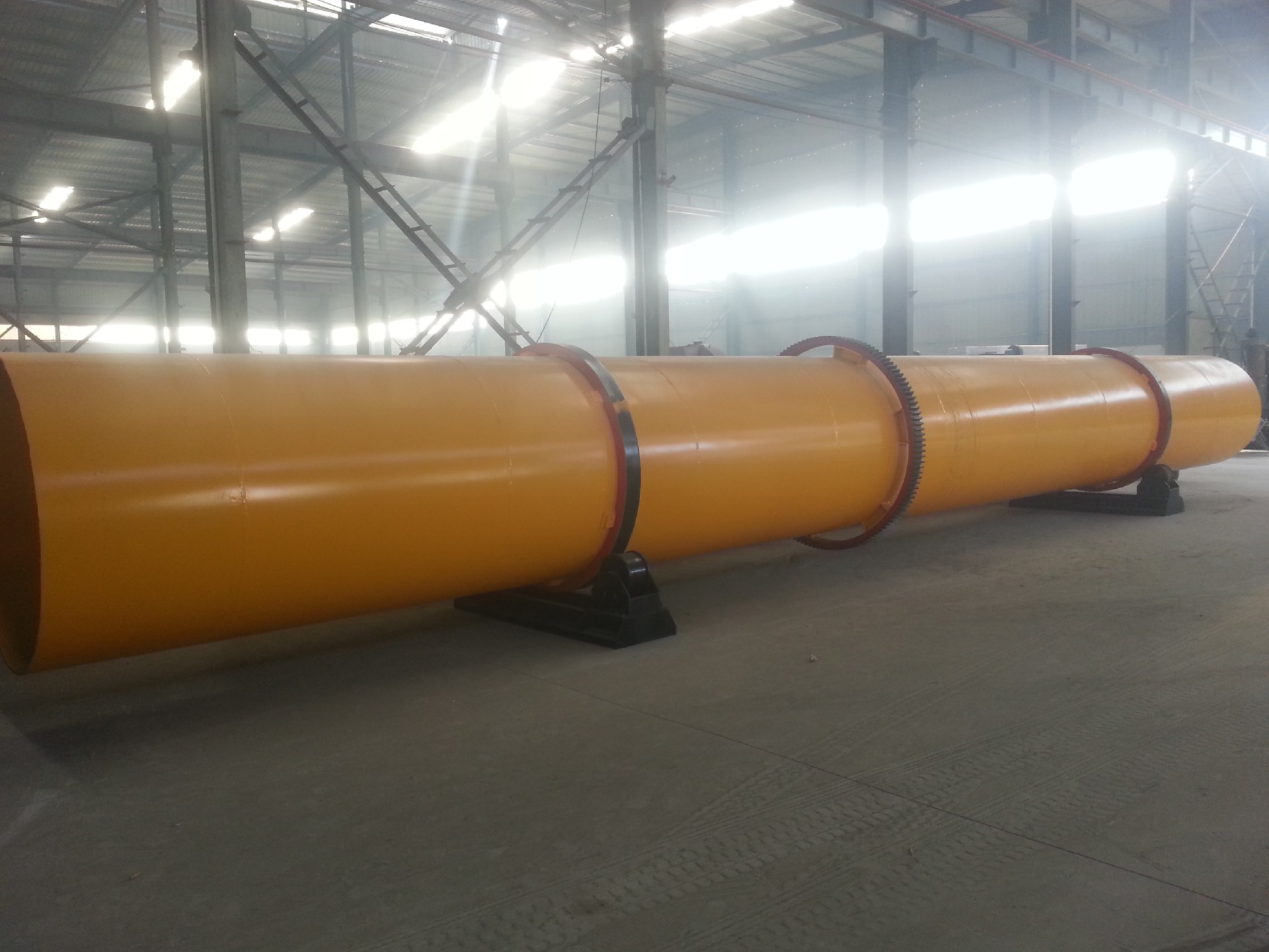 Organic fertilizer cooler