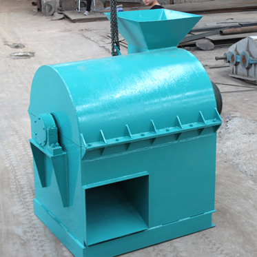 Semi-wet material crusher
