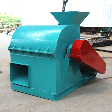 Semi-wet material crusher