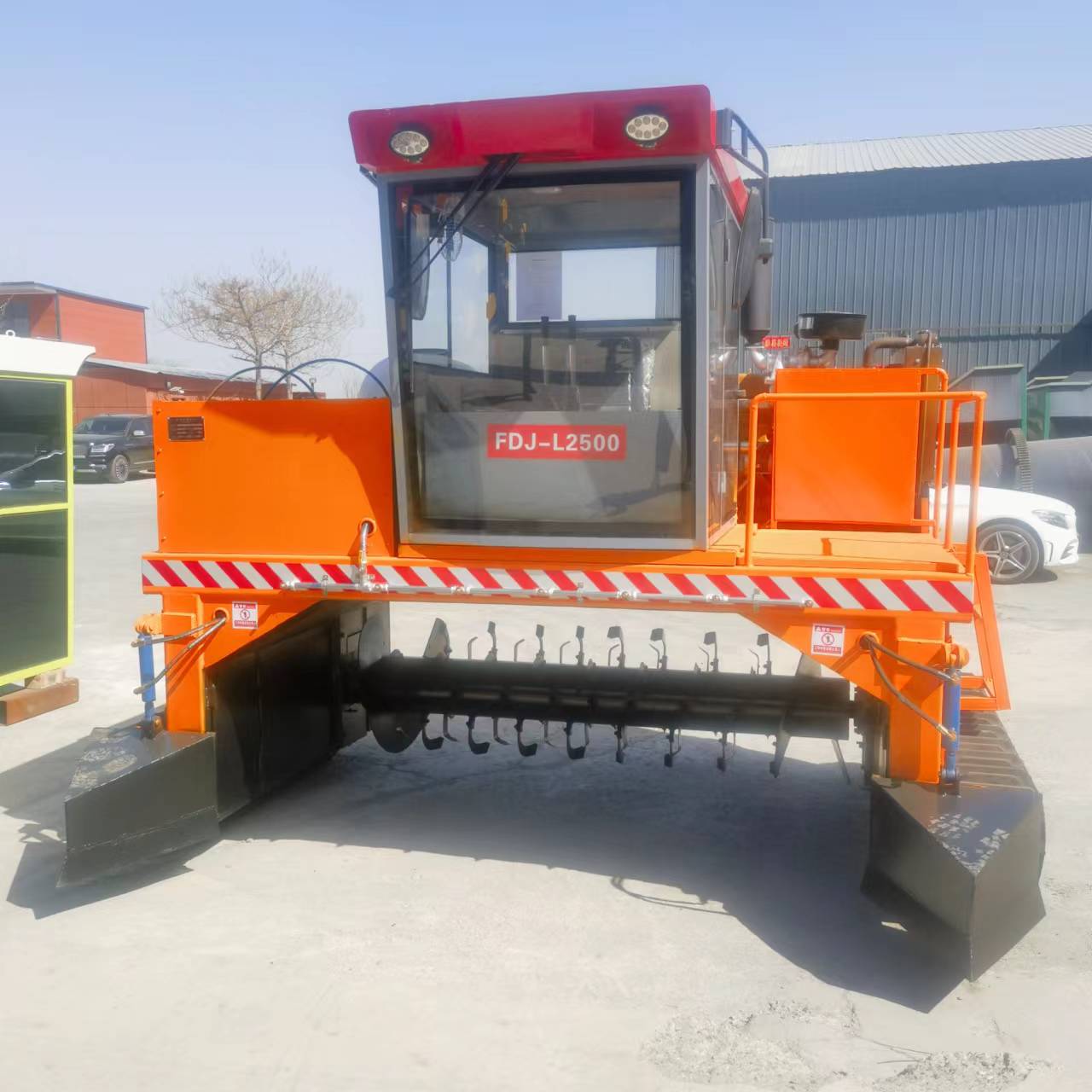 Horse manure compost turner