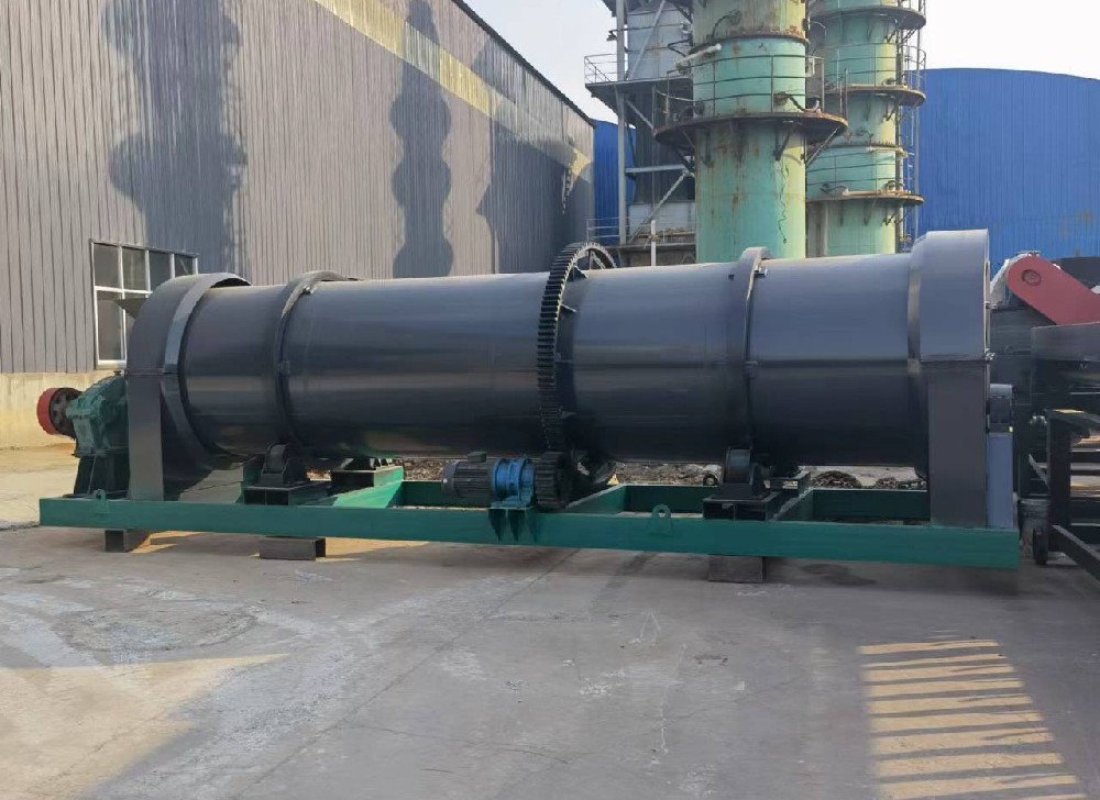Compound fertilizer granulator